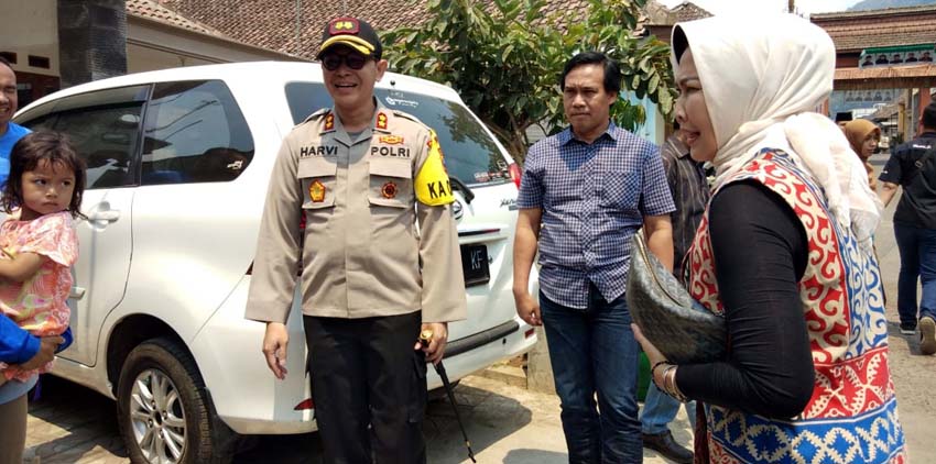 Pantau Kamtibmas Jelang Pilkades Serentak, Walikota Batu Kunjungi Para Cakades