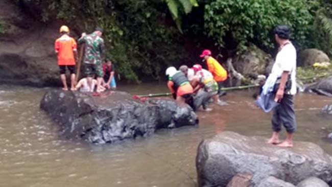 Tragis ! 3 Bocah SD Tenggelam di Coban Talun