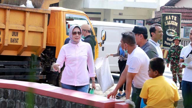 Walikota Batu Ajak Masyarakat Jaga Sungai dan Sayangi Pohon