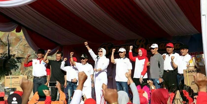 Walikota Batu bersama Yayasan Jantung Indonesia Senam Bareng 2500 Masyarakat