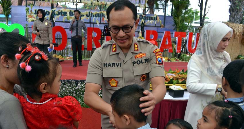 Milad ke 16 Polres Batu, Forkompimda Ikrarkan Perdamaian dan Berbagi Bersama Anak Yatim