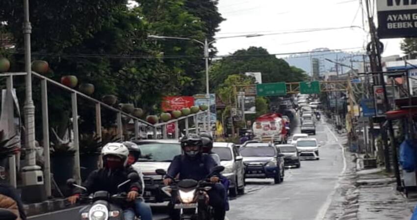 Jalan Ir Soekarno Dadaprejo Kota Batu.