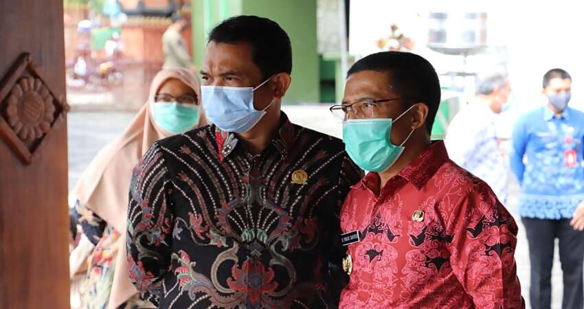 Karena Diabetes dan Tensi, Wakil Wali Kota Batu Tak Masuk Vaksinasi Covid-19