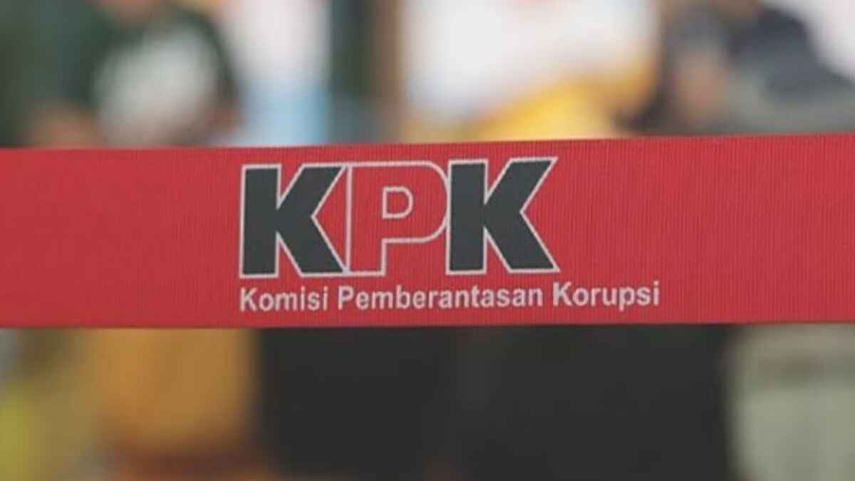 Sekdakot Batu Diperiksa Penyidik KPK Bersama Pihak Swasta