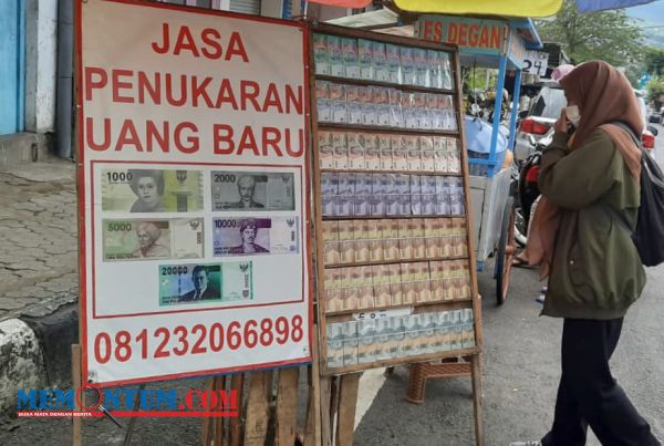 Jasa Penukaran Uang Baru di Kota Batu Berjasa Rp 10 Ribu hingga Rp 13 Ribu